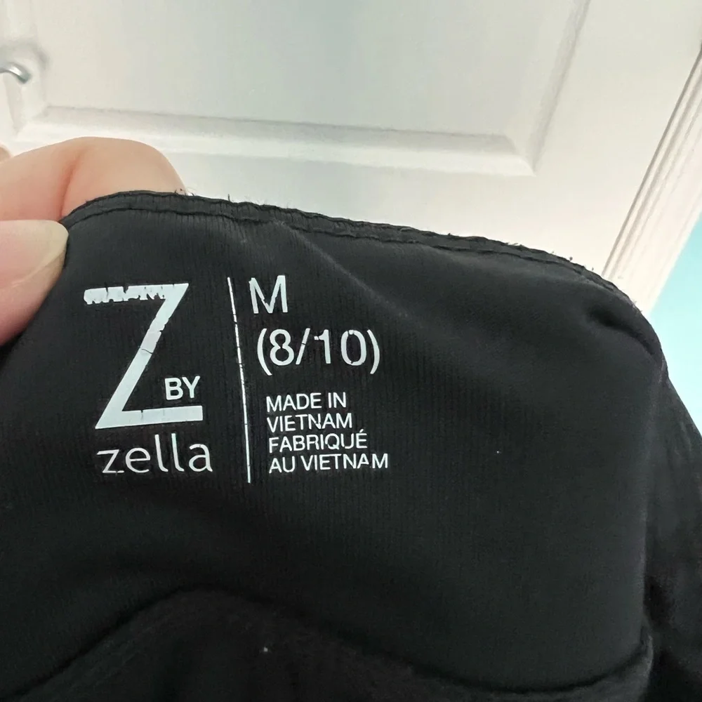 Zella lovely capris